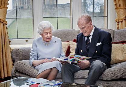 Reina Isabel y príncipe Felipe pasarán Navidad en Windsor