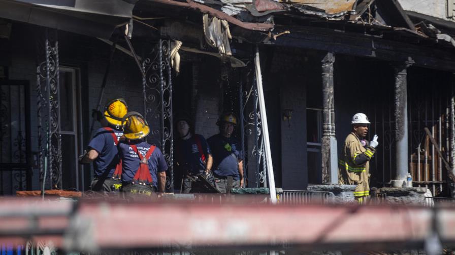 Incendio en Filadelfia mata a madre y 3 niños; buscan causa