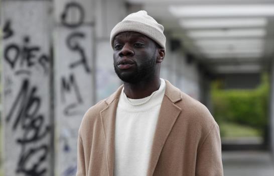 Serie de Netflix marca un logro racial en la TV italiana