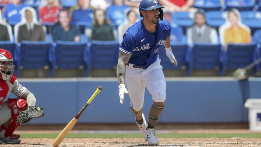 Azulejos resisten ante unos Filis mermados por lesiones