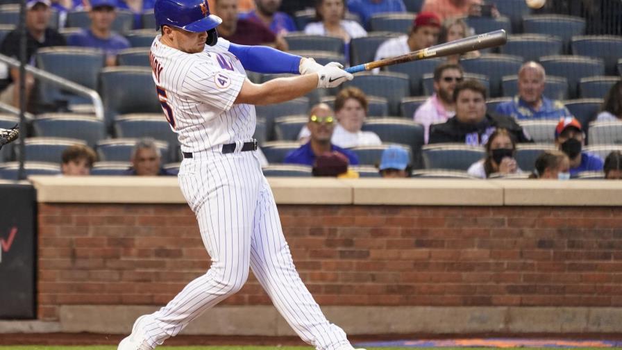 Alonso y Mets remontan en reanudación de juego suspendido