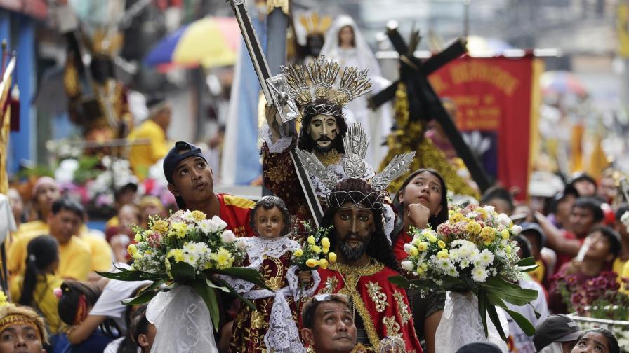 Católicos filipinos oran por la paz en Medio Oriente
