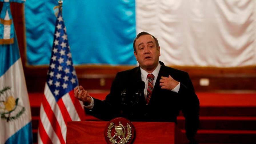 Presidente de Guatemala dice que Jimmy Morales es su ejemplo a no seguir