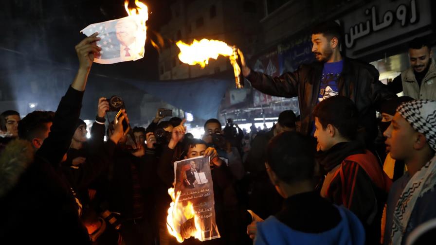 Plan de paz de Trump deleita a Israel y enfurece palestinos