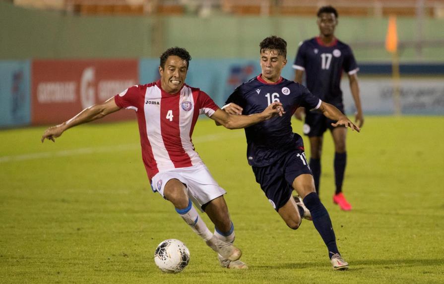 Edinson Azcona debuta en la MLS, el primer dominicano en lograrlo