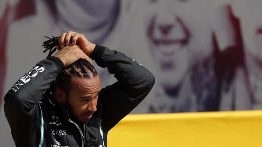 Hamilton reina en Silverstone y acecha récord de Schumacher Hamilton reina en Silverstone y acecha récord de Schumacher
