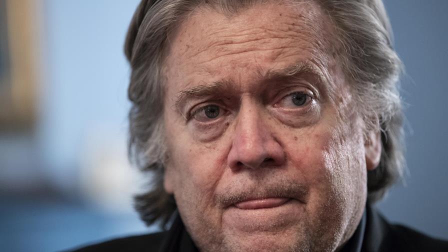Declaran en desacato a Steve Bannon, aliado de Donald Trump