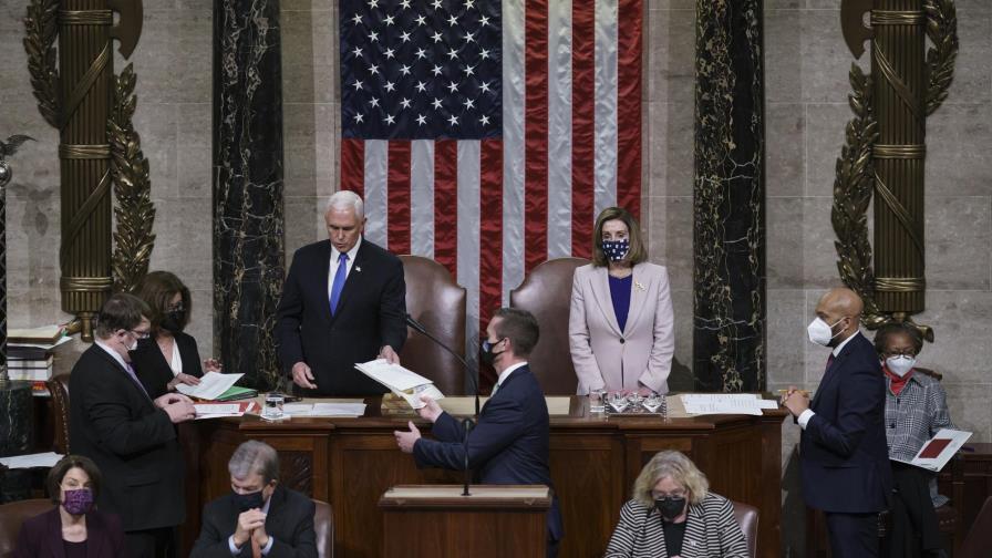 Pelosi busca limitar el poder nuclear de un Trump de salida