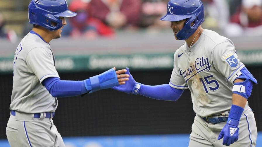 Duffy y Merrifield comandan triunfo de Reales sobre Indios