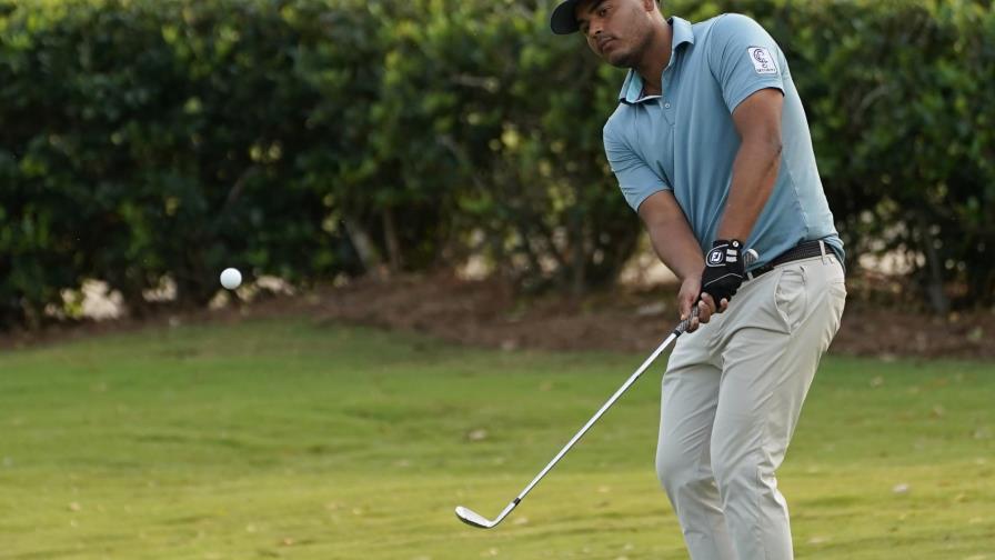 Muñoz lidera en Sanderson Farms, busca refrendar título