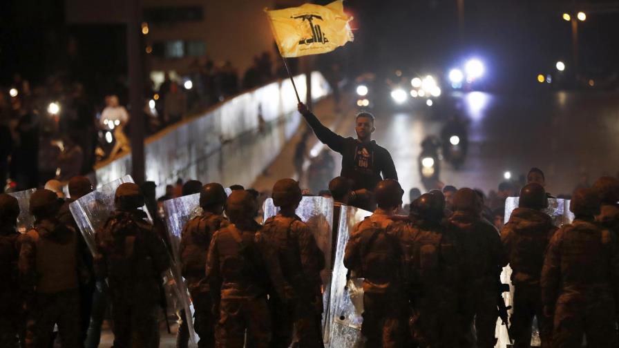 Reabre importante calle de Beirut tras altercados nocturnos