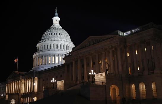 Diplomático revela más evidencia en el caso Trump-Ucrania