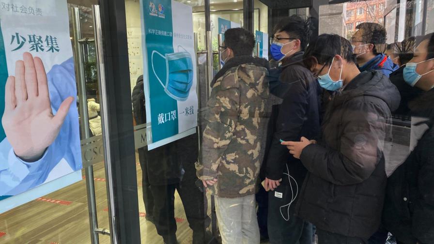 Ciudad china hace millones de pruebas por brote de COVID-19