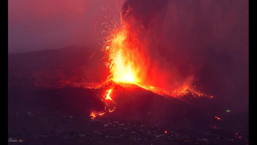 Expertos restan alarma a los últimos episodios del volcán de Canarias
