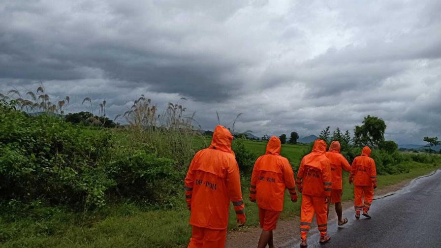 India en alerta ante amenaza de ciclón India en alerta ante amenaza de ciclón