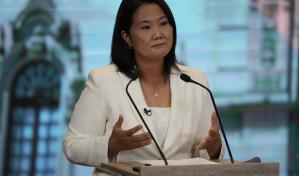 Peruanos buscan presidente en medio de estragos del COVID-19