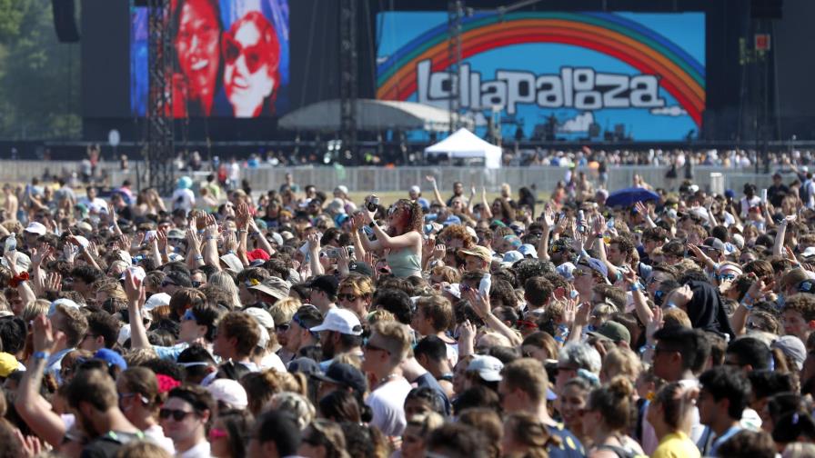 Vinculan 203 casos de COVID-19 al festival Lollapalooza
