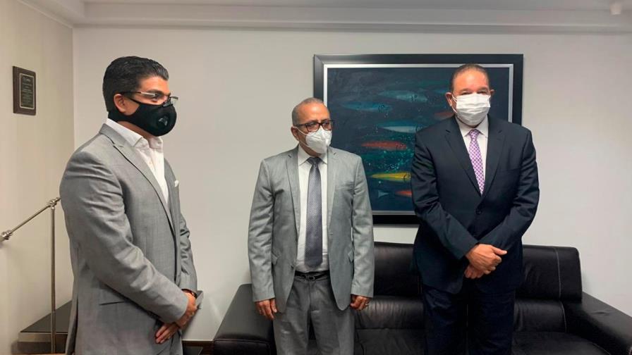 Fellito Suberví asume dirección de la CAASD y destaca gestión “transparente” de Alejandro Montás