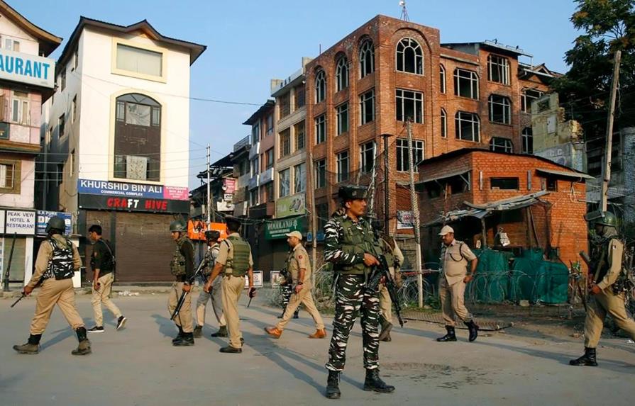 Represión de  India provoca furia en Cachemira