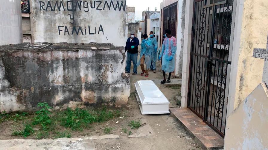 19 muertos más por COVID en República Dominicana