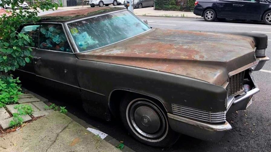 Un Cadillac del 1971 estuvo 25 años estacionado en una calle de Brooklyn 