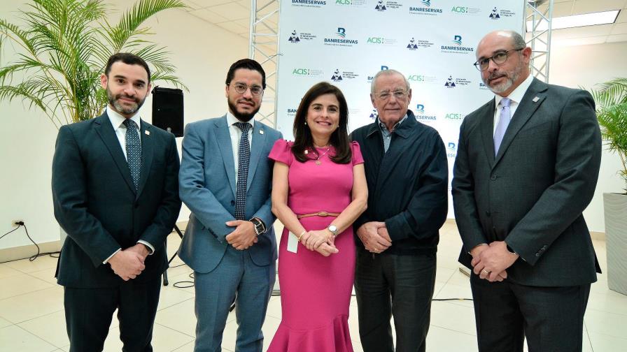 Banreservas realiza encuentro con empresarios de la zona norte del país Banreservas realiza encuentro con empresarios de la zona norte del país
