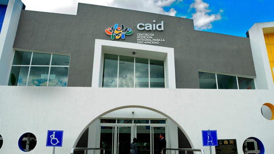 Diputado Juan Roja pide presupuesto para terminación del CAID en Santo Domingo Este
