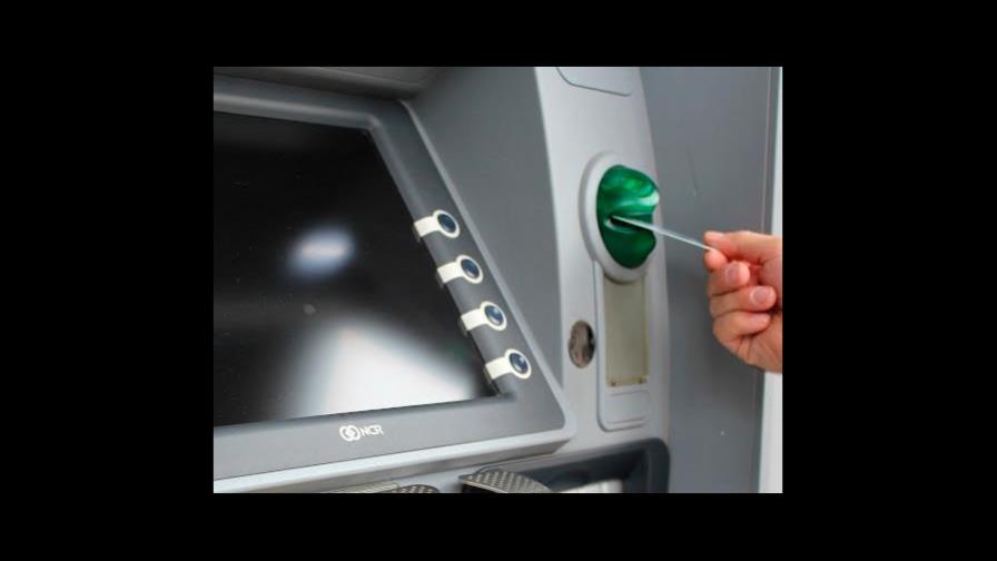 Superintendencia y bancos estudian proyecto de ley que cambia sistema de tarjetas Superintendencia y bancos estudian proyecto de ley que cambia sistema de tarjetas