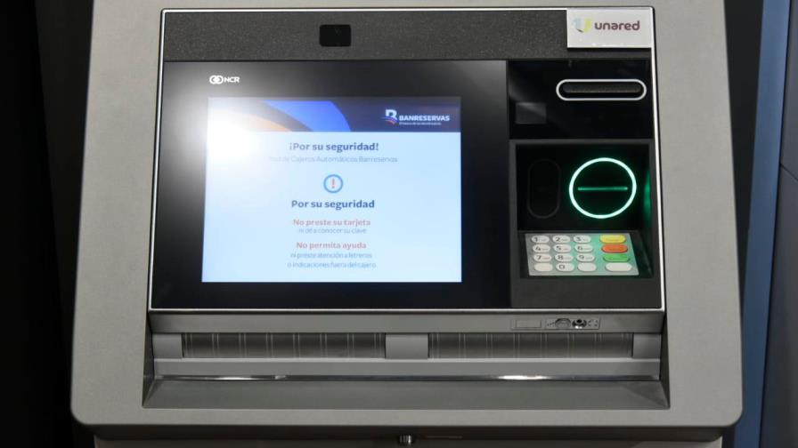 Banreservas pone en servicio cajeros donde se pueden pagar multas de tránsito y servicios de la PGR