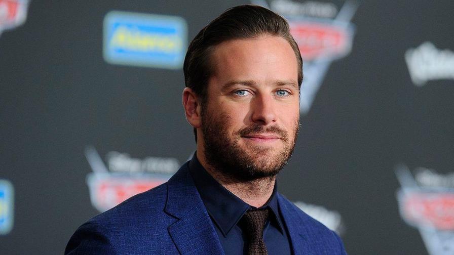 Actor Armie Hammer acusado de violación y de otros actos violentos