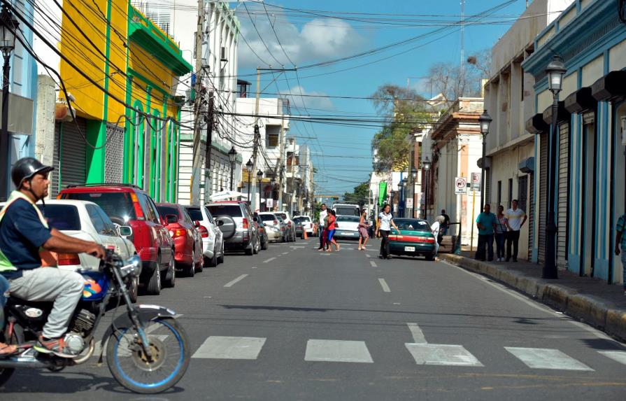 Policía reforzará vigilancia en Centro Histórico de Santiago por Viernes Negro