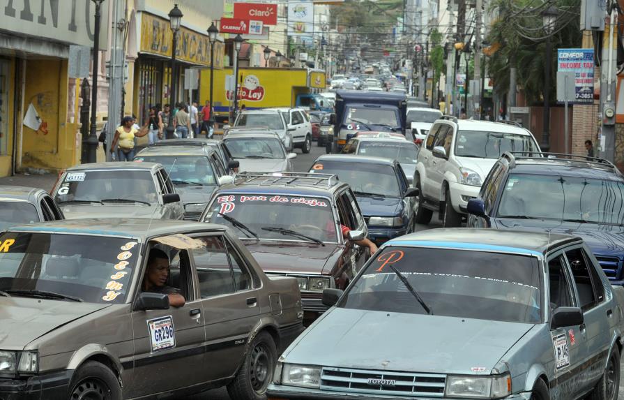 El tránsito de Santiago está en crisis y no hay solución a la vista