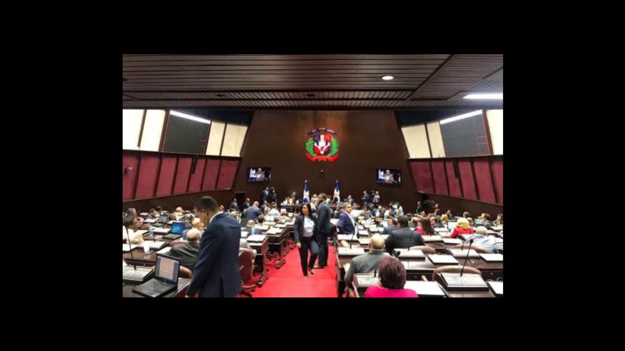 Diputados aprueban Ley Electoral en dos lecturas pese a reclamos por prisa