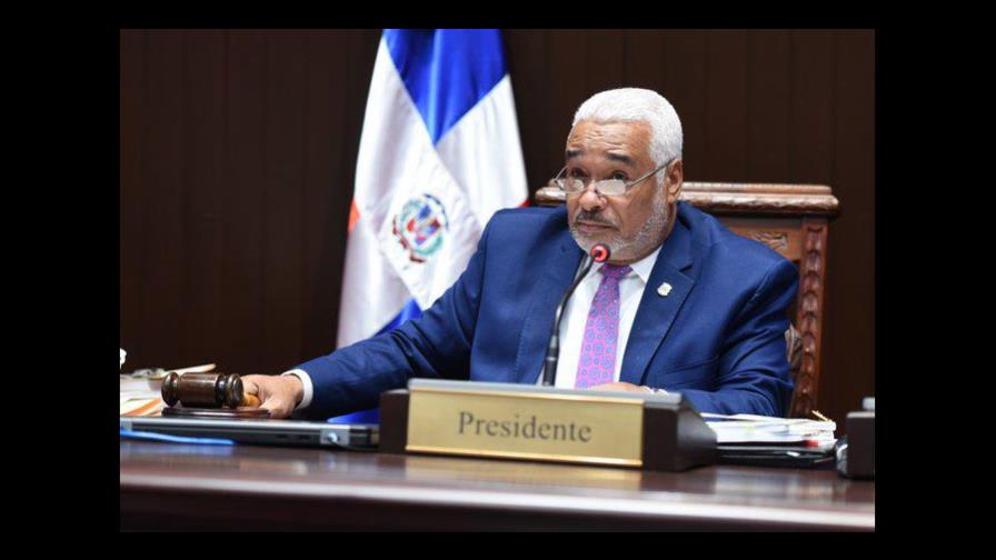 Dan de alta al presidente de la Cámara de Diputados Radhamés Camacho Dan de alta al presidente de la Cámara de Diputados Radhamés Camacho