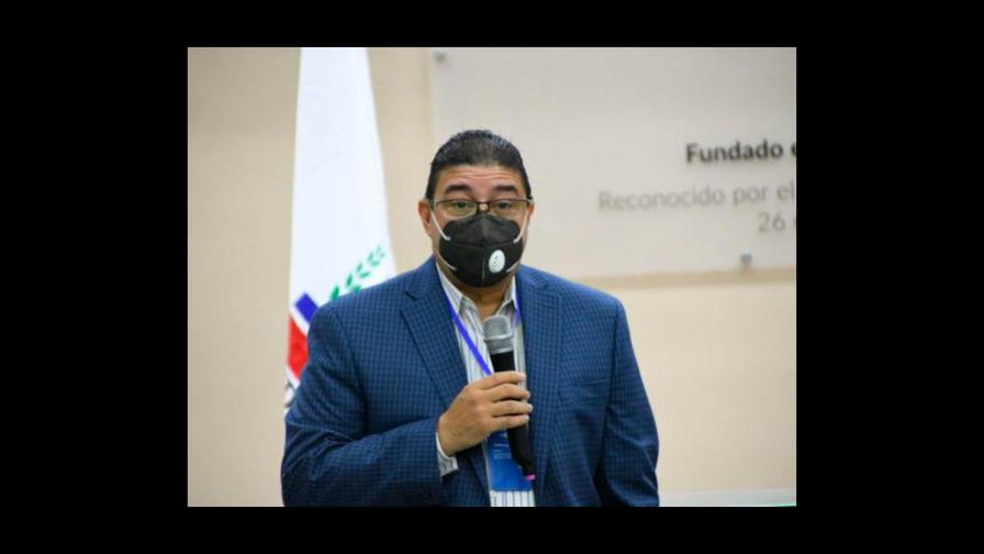 República Dominicana da marcha atrás y prohíbe las peleas de gallos virtuales