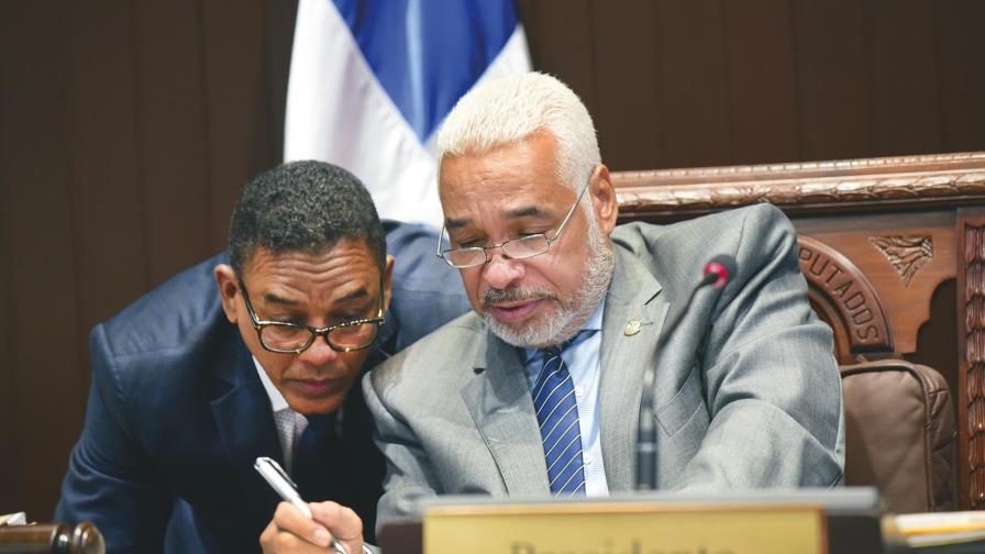 Panorama se complica en el Congreso para el PLD y pone en riesgo proyectos claves 