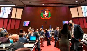 Diputados plantean elegir al nuevo Defensor del Pueblo a finales de enero