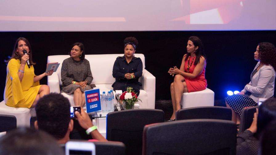 “Cambiemos el guion”, una investigación que busca crear conciencia sobre el papel de la mujer en el cine “Cambiemos el guion”, una investigación que busca crear conciencia sobre el papel de la mujer en el cine