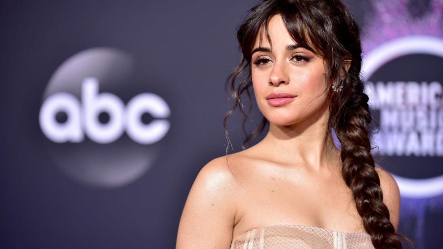 Camila Cabello dice estar “obsesionada” con nuevo tema de Rosalía y Tokischa
