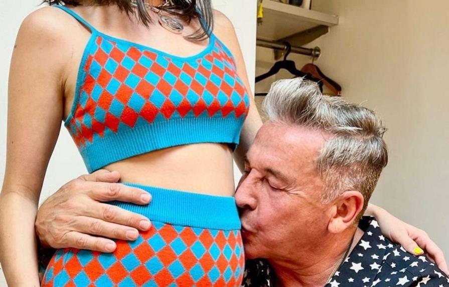 Ricardo Montaner derrite las redes con imagen de Evaluna embarazada