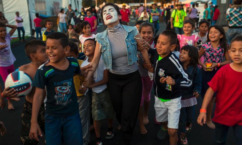 Caravana centroamericana reflexiona para determinar qué hará