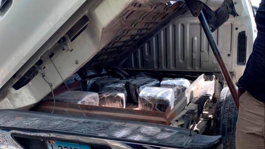 Apresan hombre en Los Frailes con 60 libras de un vegetal que se presume es marihuana
