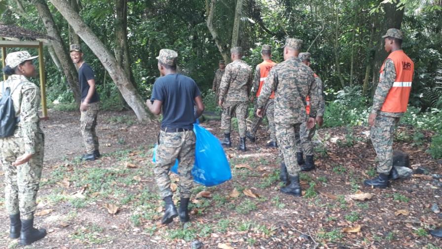 Ejército dispone recoger residuos sólidos para prevenir dengue
