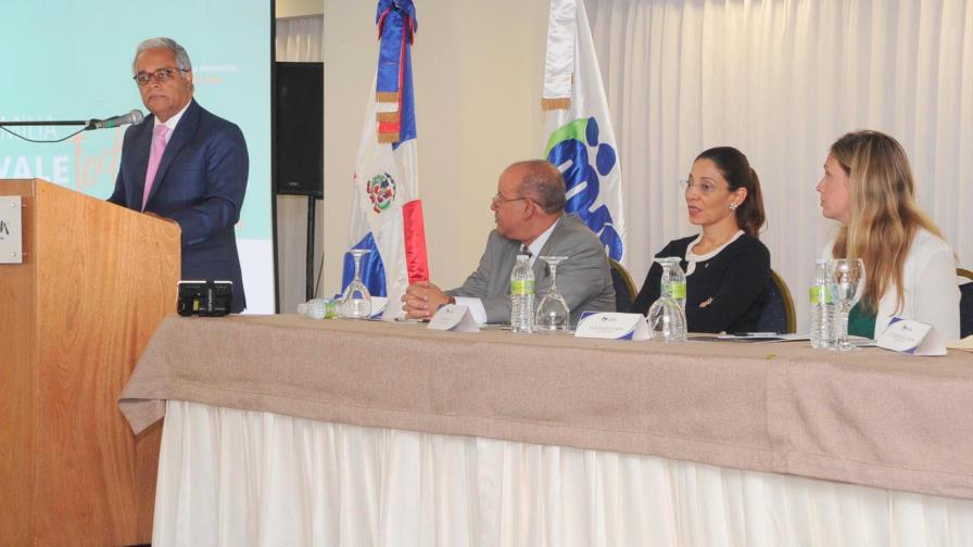 Salud lanza campaña para prevenir enfermedades transmitidas por el mosquito Aedes aegypti Salud lanza campaña para prevenir enfermedades transmitidas por el mosquito Aedes aegypti