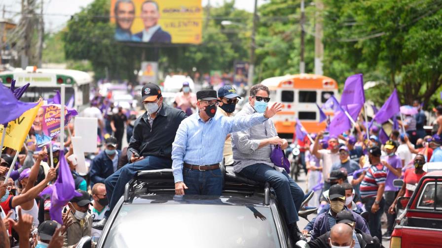 Condenan proselitismo político sin respetar distanciamiento físico