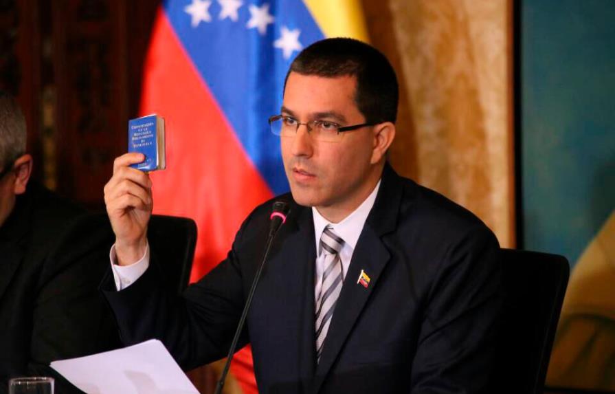 El Gobierno venezolano pide a EEUU levantar las sanciones tras aprobar el TPS