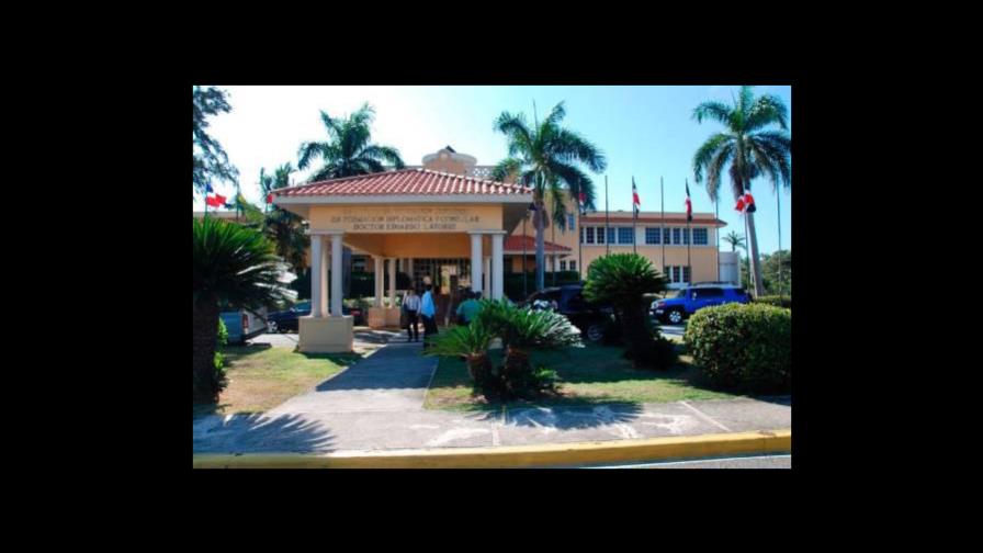 Cancillería repatriará dominicanos varados por el mundo Cancillería repatriará dominicanos varados por el mundo