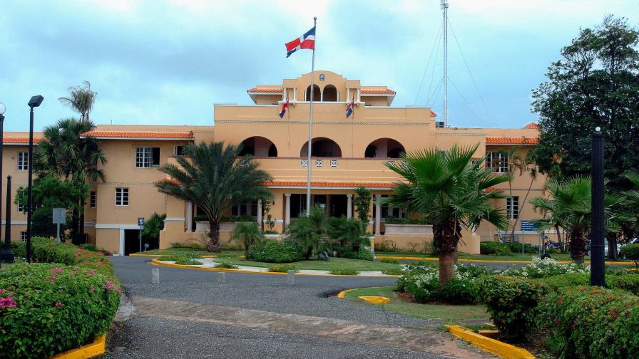 RD dice que busca vuelo privado para traer estudiantes dominicanos de China RD dice que busca vuelo privado para traer estudiantes dominicanos de China