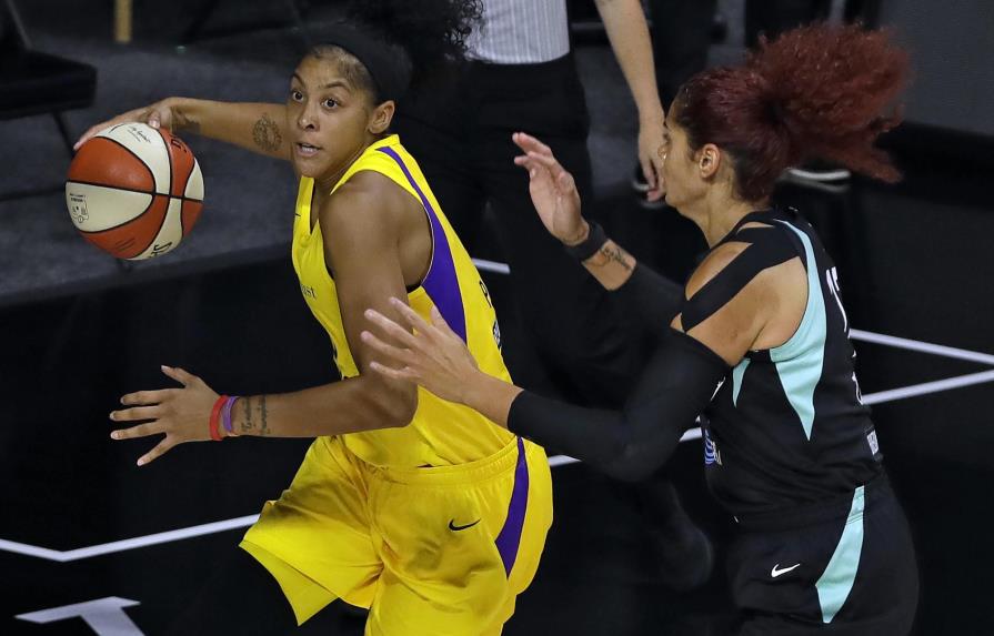 Candace Parker y sus Sparks vencieron a Wings 91-83