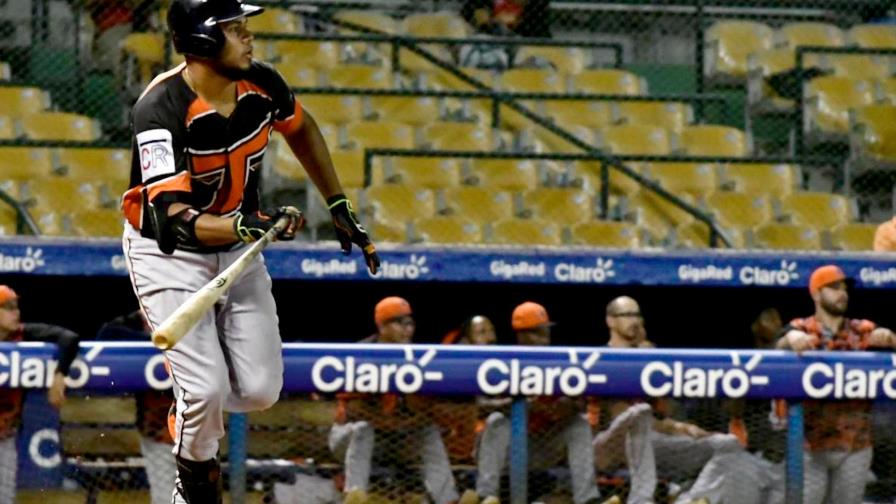 Candelario ajusta con los Toros para batear en MLB
